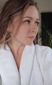 Nurse Becky Rose Alvarez