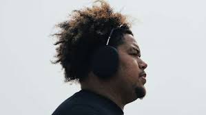 Huskies Give Pair of Redshirt Freshmen Their First Career Starts