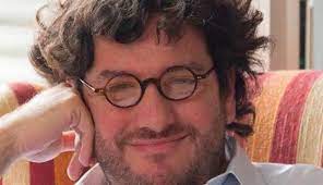 Alejandro pablo avelluto (born 18 february 1966 in buenos aires) is a journalist and book editor who held the office of minister for culture of argentina since 10 december 2015 to september 2018, appointed by mauricio macri. Pablo Avelluto Alchetron The Free Social Encyclopedia