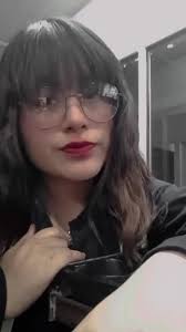 Stella Flores (@stellaflores94)