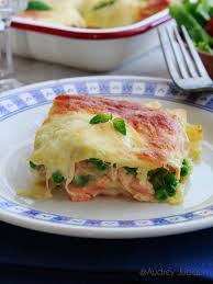 Lasagnes Au Saumon Et Petits Pois En 2020 Lasagne Saumon Recette Lasagne Saumon Recette De Plat