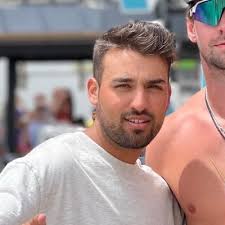 Mattias Samuelsson (@M_samuelsson23)