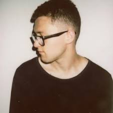 Isabelle Burke (@isabelleburkee)