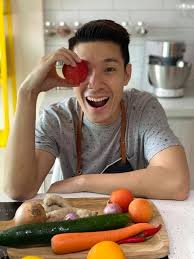 Ben yeo 杨志龙 tenderfresh good chance popiah restaurant new world centre warong kim's pte ltd kim's place seafood restaurant pte ltd. Ben Yeo æ¨å¿—é¾™ Playkitchen Tonight 8pm ä»Šæ™š8ç‚¹è§ Facebook