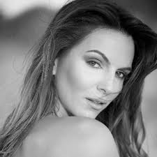 Martina Graf på X: "Si hay alguien a quién tengo que agradecer es a Geraldine  Sena y a Consultorio Saes por cuidar mi… https://t.co/HZuGluTjwp"