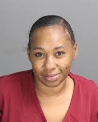 Candis Wright's Instagram, Twitter & Facebook