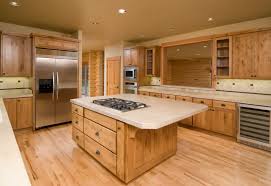 Oak kitchen cabinets with slate appliances. 52 Enticing Kitchens With Light And Honey Wood Floors Pictures