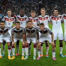 Nummer 3 deutsche nationalmannschaft video. Deutschland Bei Der Em 2016 Kader Spielplan Stadien Und Gegner Fussball Em