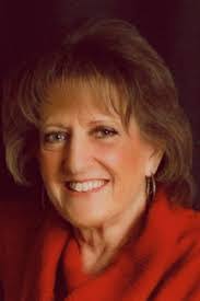 Danielle Butcher's Instagram, Twitter & Facebook