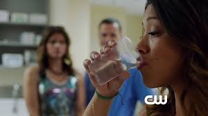 Jane the Virgin review: CW series is the best reason to watch the network  in years.