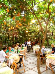O Parrucchiano Restaurant In Sorrento Gary And Isla S Beautiful Wedding Reception Dinner Was Here Sorrento Italy Sorrento Italy