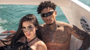 Com vídeo íntimo vazado, MC Mirella dá resposta ácida sobre conteúdo +18  com marido, Dynho Alves, após web citar filha: Julgamento - Purepeople