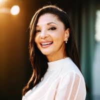 Ora Randle's Instagram, Twitter & Facebook