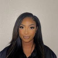 Kaylah Mitchell's Instagram, Twitter & Facebook