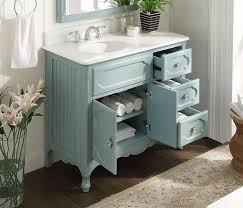 Que vous soyez meuble en bois ou meuble blanc ? Relooker Salle De Bain Petit Budget Meuble Vasque Recup Commode Et Miroir Repeints Bleu Paon Meuble Salle De Bain Relooker Salle De Bain Salle De Bains Recup