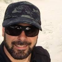 40+ "Damien Davies" profiles