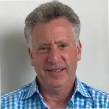 ✓ We just took a big step at Lumos. We're moving from a Unified Identity  Platform to an Autonomous Identity Platform, where everything will move  towards being more autonomous, not just… |