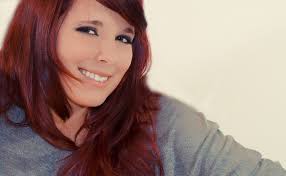 Elisa Cote's Instagram, Twitter & Facebook