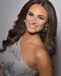 Shout out to Bobbie Traywick for your incredible talent and hard work! Your  hair and makeup skills played an important role in helping Emma Grace shine  for her pageant! Thank you for