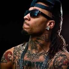 Listen to Montana Of 300