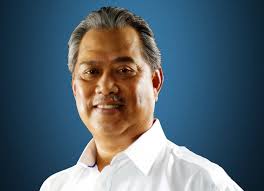 Jun 04, 2021 · prime minister muhyiddin yassin says compulsory vaccination may be needed if the number of registrations remains low. Malaysia Pm Muhyiddin To Resign On Monday Report Law Order