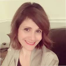 Dr. Adriana Odachowski