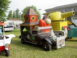 a real life creepy coupe awesome チキチキマシン レース チキチキ