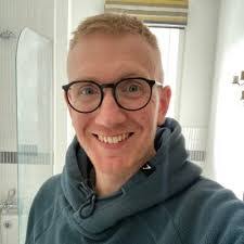 Annie Plumb's Instagram, Twitter & Facebook