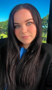 I know this is a long shot as i don't have much information but i am trying  to find my brother aaron, i believe his last name may be sutton? he is