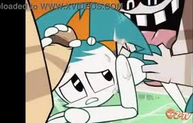 Caitlyn Looks Different - Visual Contrast