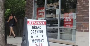 Jet S Pizza Will Be Opening A Location At 5058 N Clark Street According To A Sign Outside Andersonville Chicag Clark Street Chicago Business Jets Pizza
