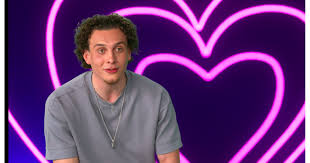 The first of the new crop of islanders was announced on monday morning, with the rest following throughout the day. Alphens Tintje Aan Het Nieuwe Seizoen Van Love Island Alphens Nl