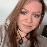 Janet Skidmore's Instagram, Twitter & Facebook