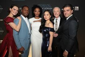 Daisy Ridley And Cast Members Of Star Wars The Rise Of Skywalker Star Wars Cast Star Wars Film Star Wars Actors
