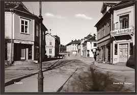 Hamar arbeiderblad did run dailies of mandrake from before 1963 up to at least 1974. Elverum Hamar Arbeiderblad Syringen Elverum Norway Road