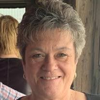 Debbie Weiland's Instagram, Twitter & Facebook