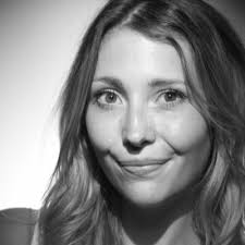 Maureen James (@maureen_jms)