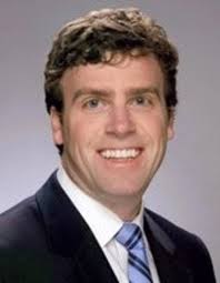 Doug Waters named vice president at Standard Insurance Co., 101.9 KINK  names Shannon Sonderen promotions director: Oregon business movers