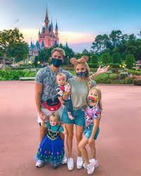 Friday, april 9, 2021 do you know how old youtuber and everleigh soutas from tiktok or everleigh rose are? 900 Savannah And Everleigh Soutas Ideas In 2021 Savannah Chat Cole And Savannah Everleigh