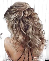 A half up halo braid is the perfect unfussy wedding hairstyle that still has a sense of occasion! 30 Half Up Half Down Wedding Hairstyles My Deer Flowers