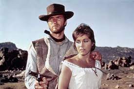 Clint eastwood has had numerous casual and serious relationships of varying length and intensity over his life, many of which overlapped. Die Besten Clint Eastwood Filme Zum 90 Geburtstag Der Legende