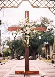 Wedding Ceremony Backdrop Cross 25 Ideas Outdoor Wedding Decorations Simple Church Wedding Wedding Ceremony Backdrop