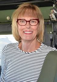 Suzanne Crouch