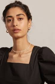 Veronica Pearl's Instagram, Twitter & Facebook