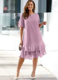Check spelling or type a new query. Standesamt Outfit Schone Looks Fur Braut Und Gast Baur