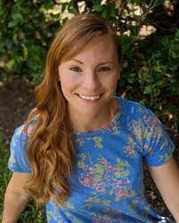 Alison Stackpole's Instagram, Twitter & Facebook