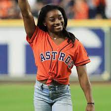 Simone biles / top pics. Simone Biles Makes Romance With Nfl Player Jonathan Owens Instagram Official