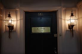 A dare to knock on Al Capone's door, in a hotel that looks like a crime  scene - The Boston Globe