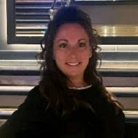 Michelle Robb's Instagram, Twitter & Facebook