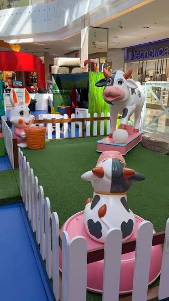 Fazendinha fica na Praça de Eventos do Flamboyant Shopping até 30 de setembro e recebe crianças de 0 a 10 anos. Foto: Divulgação/Flamboyant Shopping